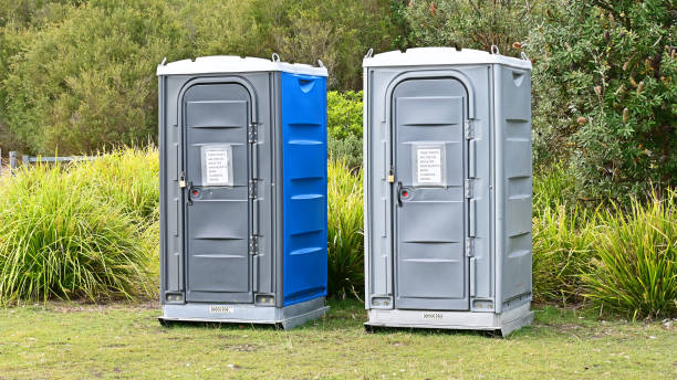Best VIP or Luxury Restroom Trailers  in Watertown, FL